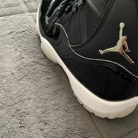 Air Jordan 11 Retro “Jubilee” Size 10.5 - Picture 2 of 9